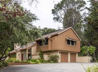 25460 Canada Dr, Carmel, CA 93923