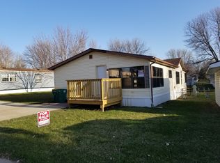 5802 W Bluebird Pl, Sioux Falls, SD 57107
