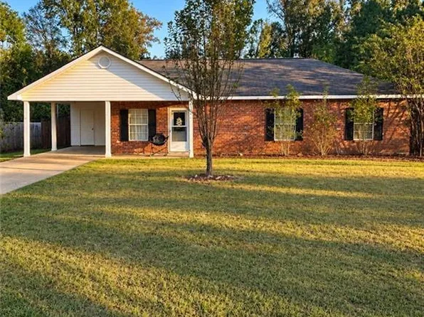 205 Spencer Dr, Pineville, LA 71360