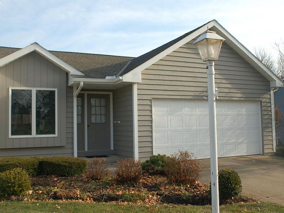 1st image of 814 Elizabeth Dr