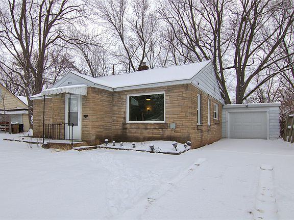 2nd image of 815 Maple Street