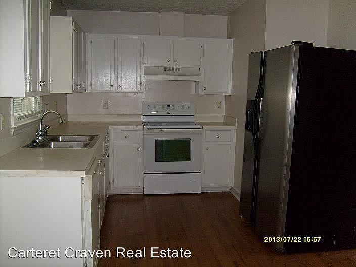 2nd image of 105 Cindy Ln