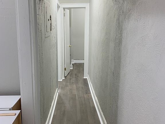3rd image of 212 E 10th St #5