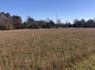 253 Fox Chase Ln, Lafayette, TN 37083