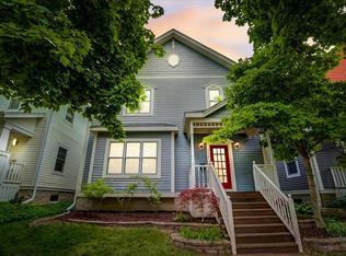 2020 N Hubbard St, Milwaukee, WI 53212