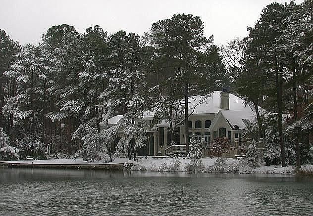 WINTER IN SNOW - COVE VIEW