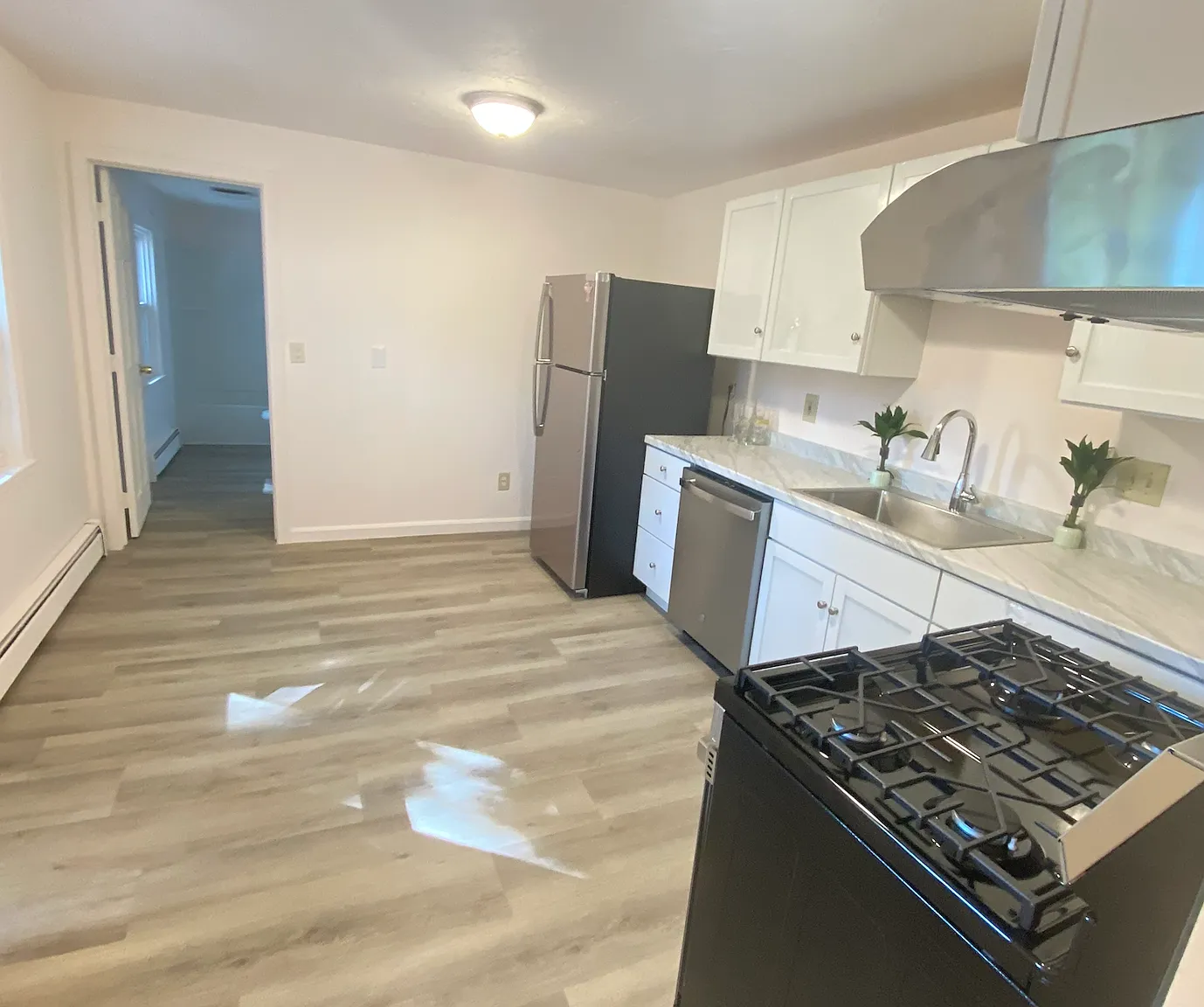 2 bed, 1230 sqft, $2,780 — Photo 3