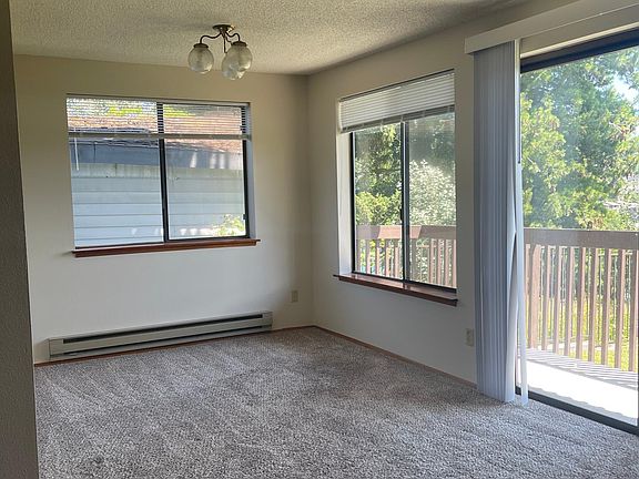 4th image of 922 Highland Ave #101