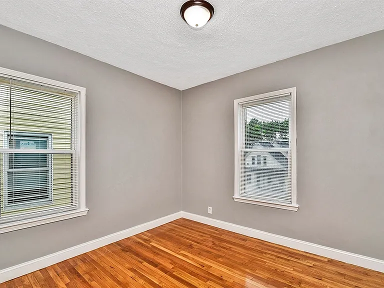 352 Norfolk St #3 — Photo 7