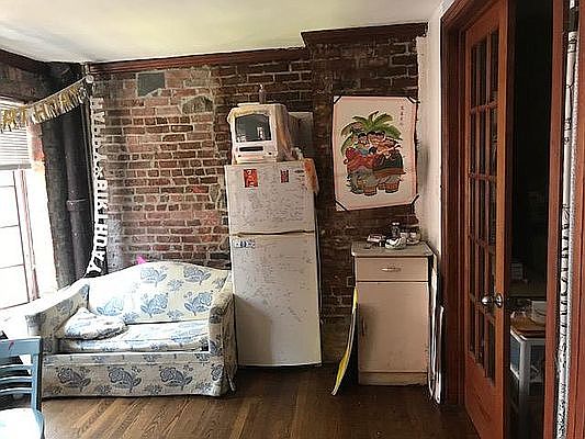 4th image of 131 Mulberry St APT 7