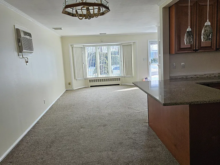102 Birchwood Park Dr — Photo 8