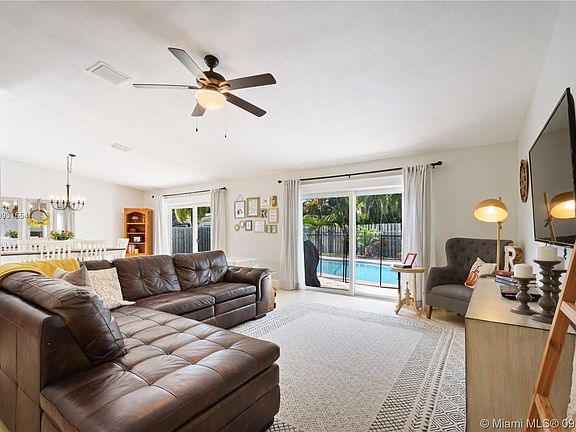 2nd image of 9627 NW 48th St
