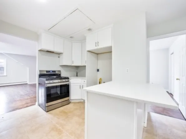 91 Broad St APT 2, Summit, NJ 07901