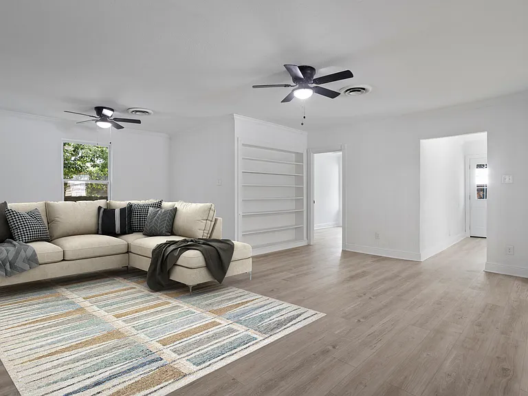 1050 Frank P Corso St — Photo 5