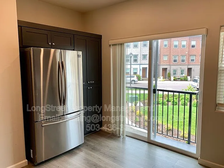 11457 SW Mont Blanc St — Photo 6