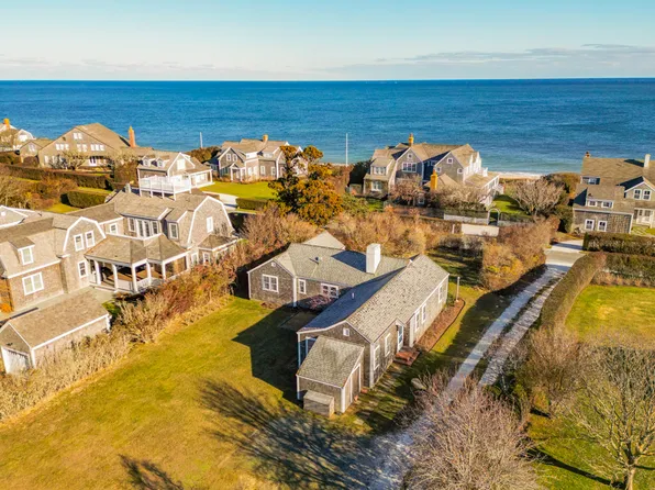 34 Baxter Rd, Nantucket, MA 02554