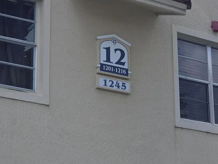 1245 SW 46th Ave #1204 — Photo 14