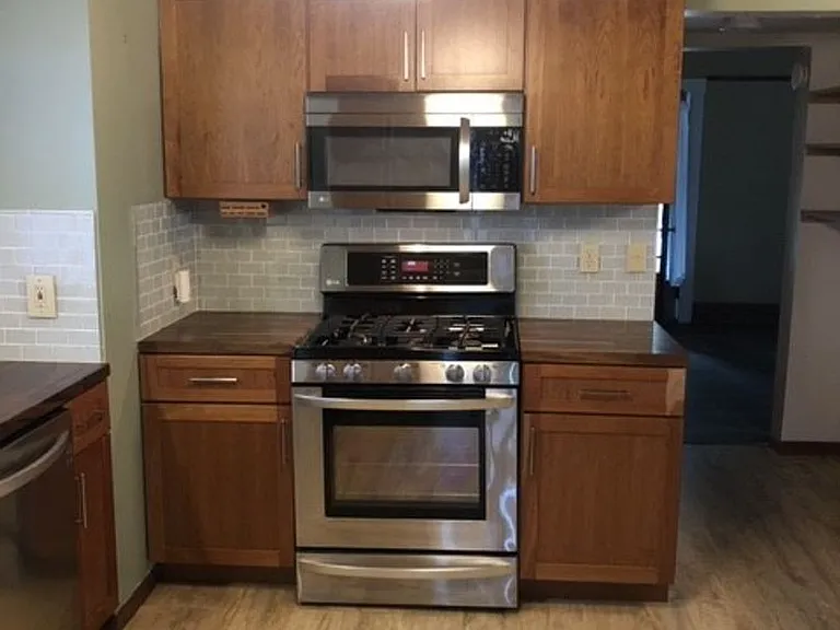 644 N 7th St #1 — Photo 9