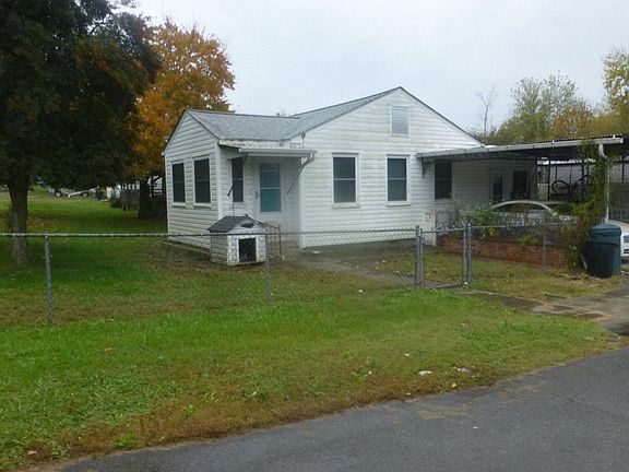 3rd image of 502 Emory Ave