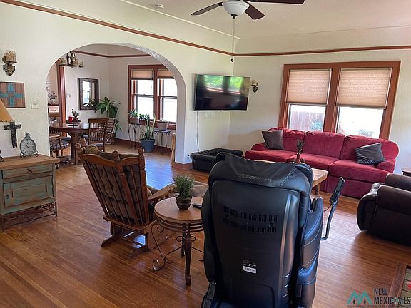 3rd image of 202 S Lea Ave