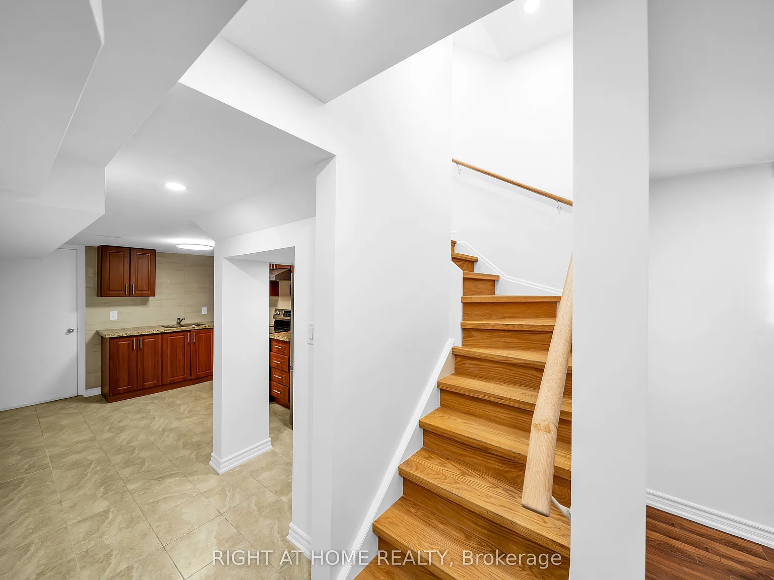 2 bed, $1,700 — Photo 3
