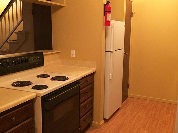 5th image of 285 Ivy Hill Ln