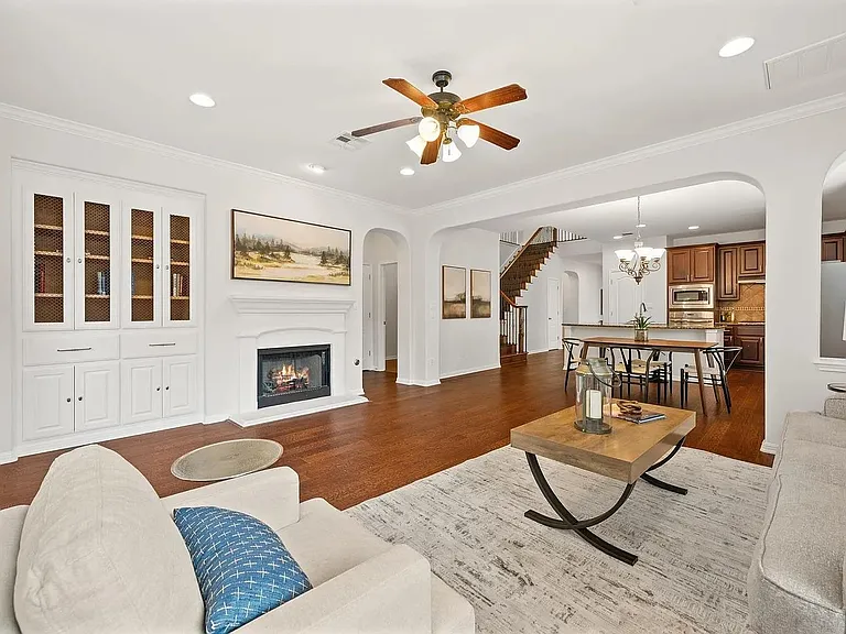 703 S Frontier Ln — Photo 20