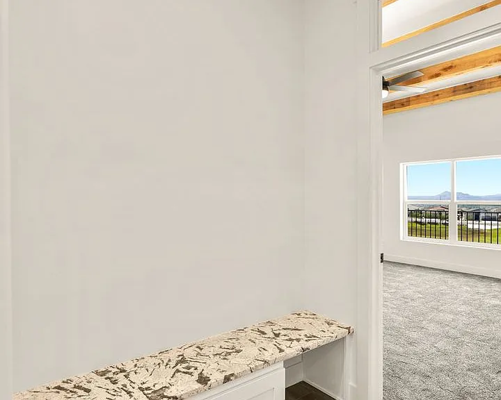 4025 Boardwalk Rd — Photo 21