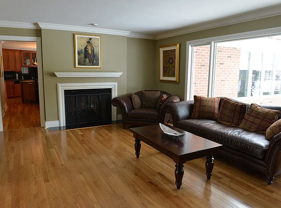 3rd image of 46 Royal Vale Dr