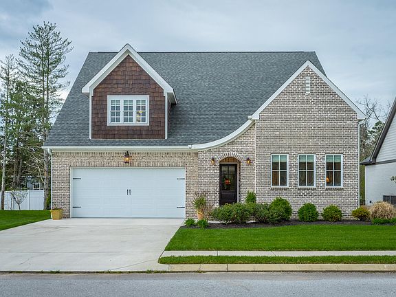 3rd image of 9506 Silver Stone Ln