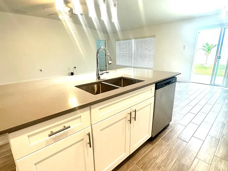 2262 Pigeon Plum Dr — Photo 8