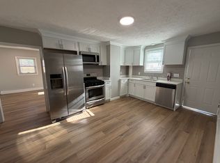 512 Merrimack Ave #512B, Dracut, MA 01826