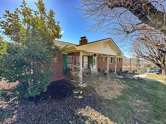 2nd image of 402 Rosedale Ave