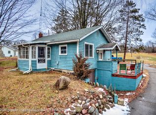 8251 Water St, Grass Lake, MI 49240