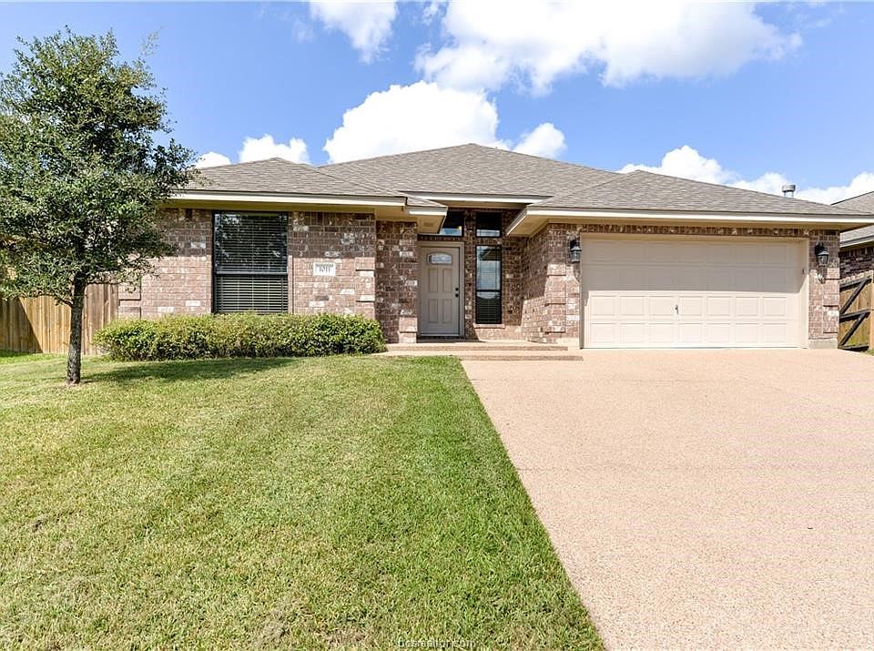 1st image of 1011 Emerald Dove Ave