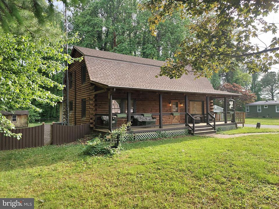 1st image of 322 Captain Davis Dr