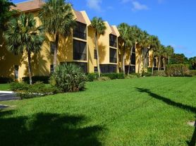 460 NW 20th St, Boca Raton, FL