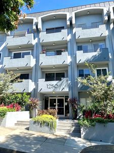 1250 N Kings Rd, West Hollywood, CA, 90069