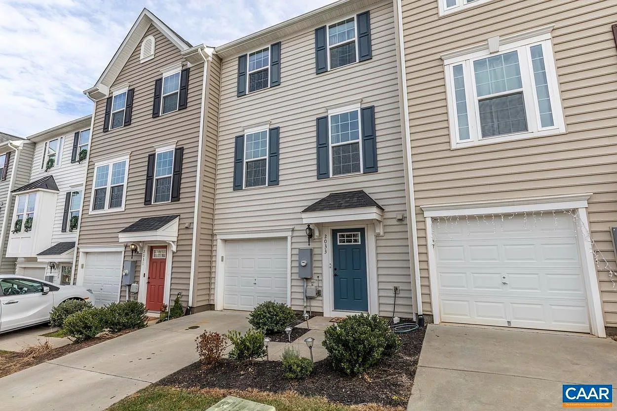 2033 Elm Tree Ct, Charlottesville, VA 22911 — Photo 2