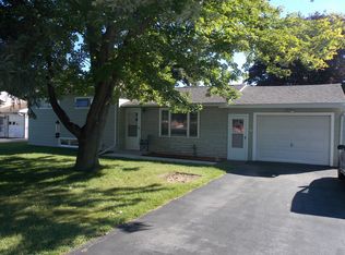 400 Howard Rd, Rochester, NY 14606