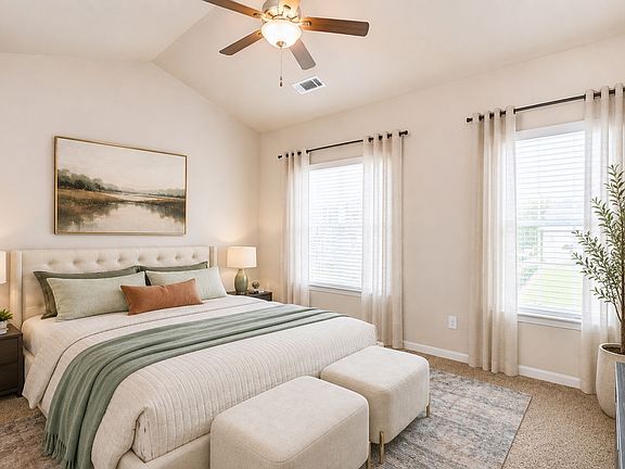 3rd image of 126 Riley Cir