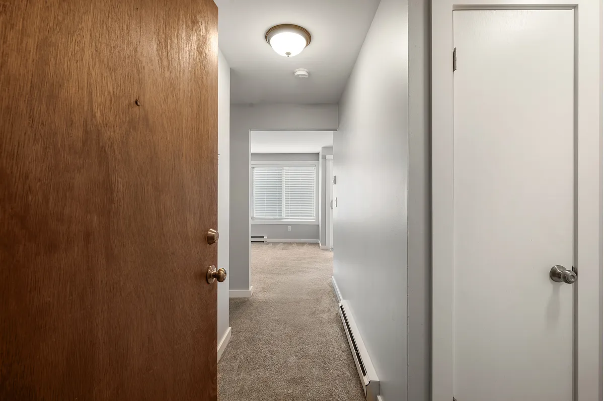 Building Photo - 7919 Wallingford Ave N #1
