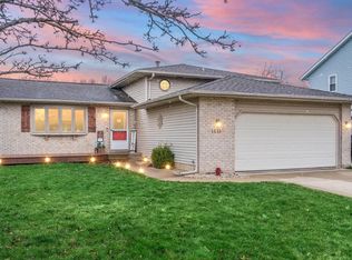 1445 Admiral Dr, Porter, IN