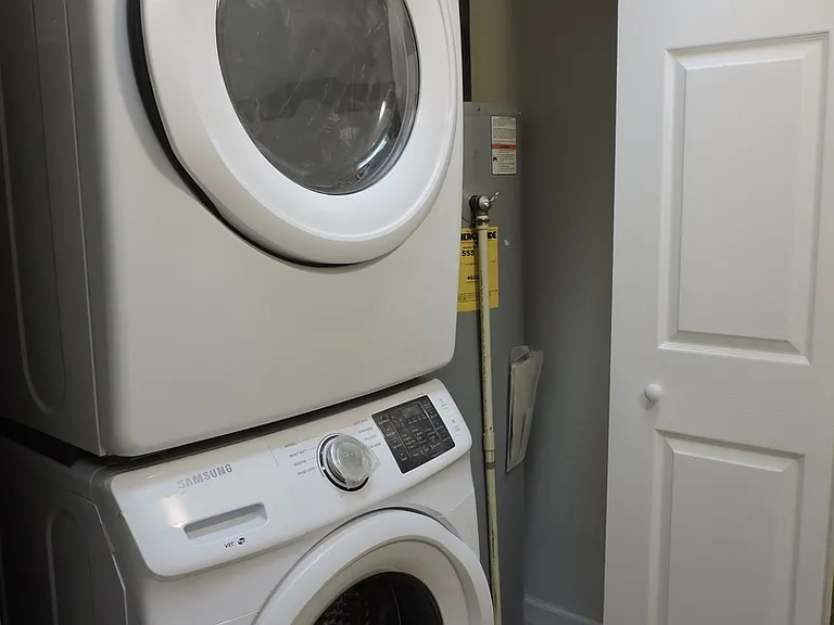 309 Sycamore Street Apartments — Photo 11