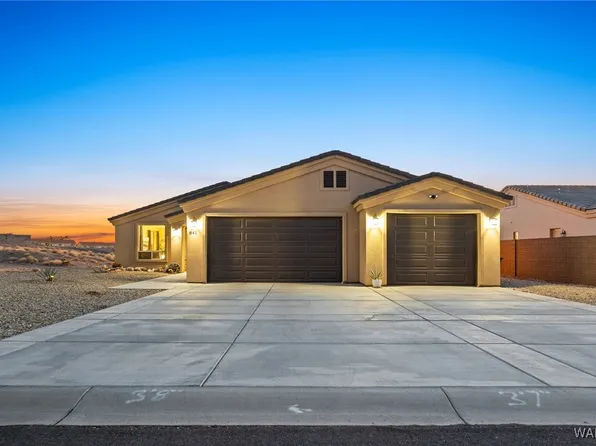 841 Campbell Rd, Bullhead City, AZ 86429