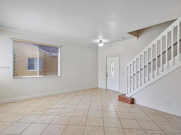 3rd image of 1336 E Plumosa Way