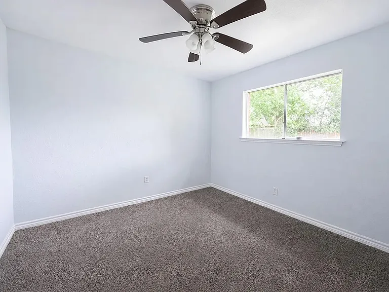 4902 Scott Reef St — Photo 7