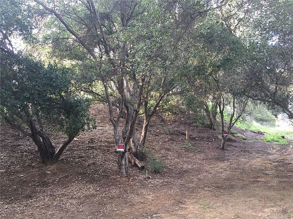 2nd image of 724 Webb Rd