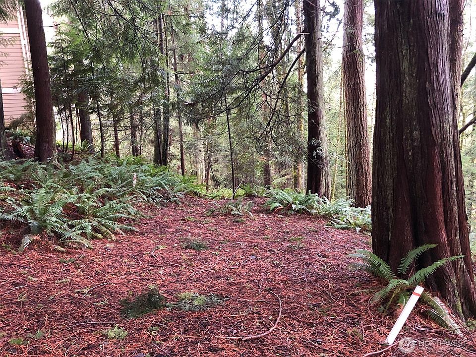 2nd image of 15 A North Summit Drive