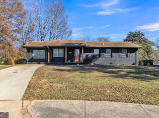 2958 Holcomb Ct, East Pt, GA 30344